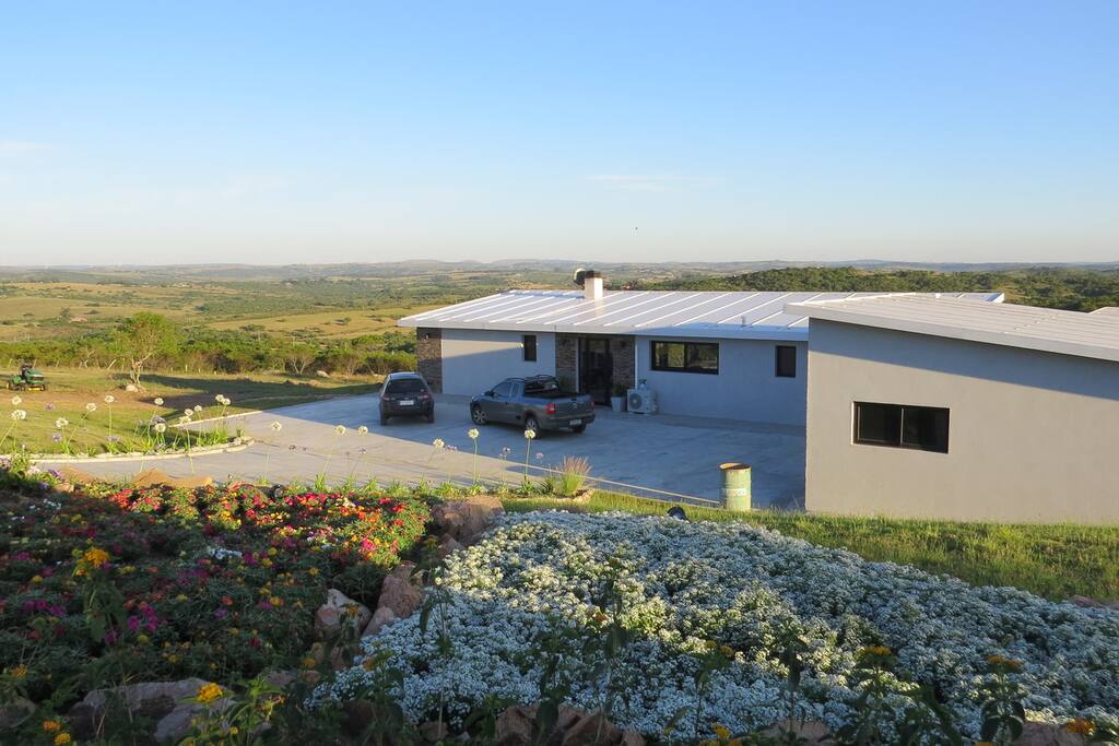 Vista trasera de la casa.