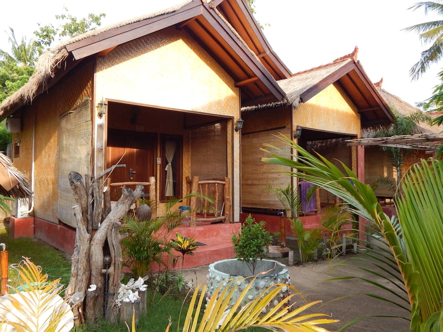 Turtle & Dolphin Bungalows
