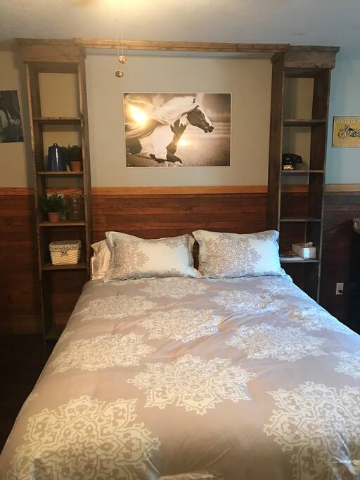 Queen Bed in cottage