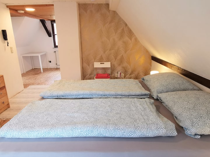 Schlafzimmer 2