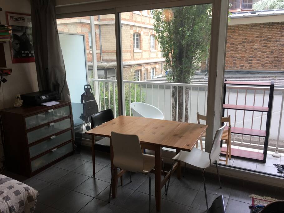 the desk or a table to have a lunch in front of the balcony.