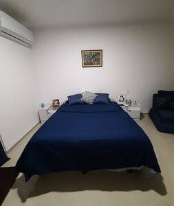 Suite a 8 min en carro de la quinta av