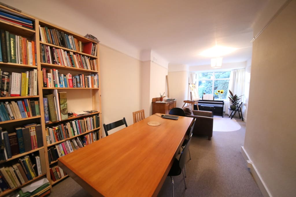 dining room/library