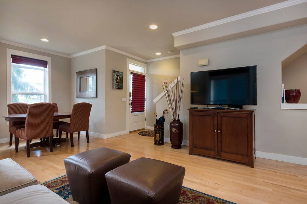 Living Room/Dining Room