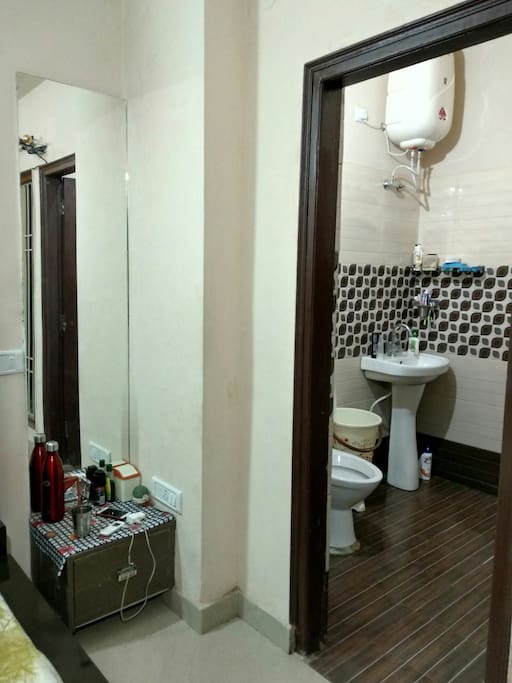 Full mirror