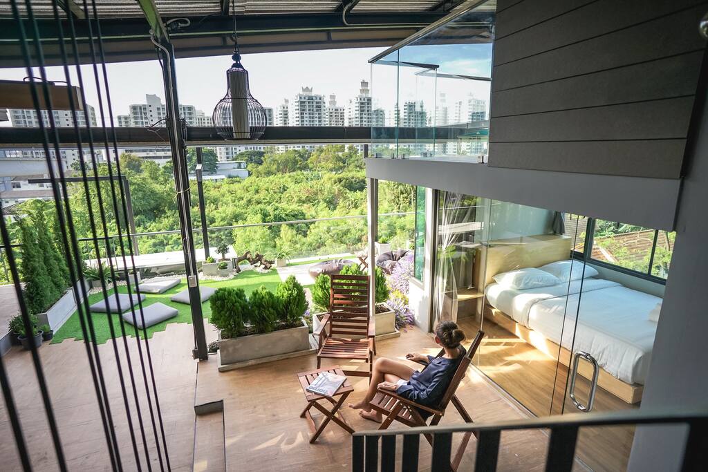 You get 4 bedroom(Whole floor on top roof).At the corner is common area. other guest can not come after 10pm.