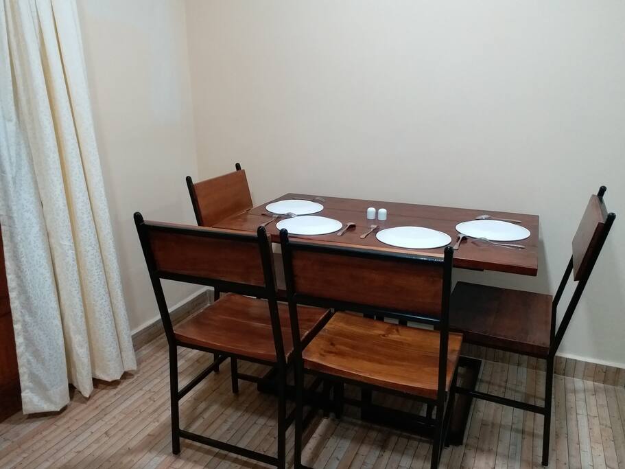 Dinning table