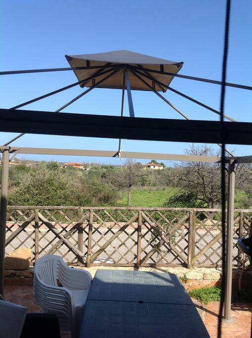 Gazebo nello spazio esterno