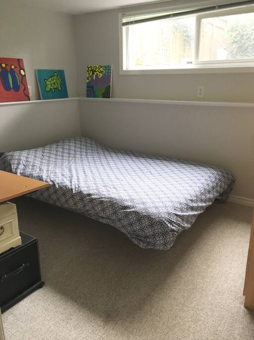 Bedroom with queen bed