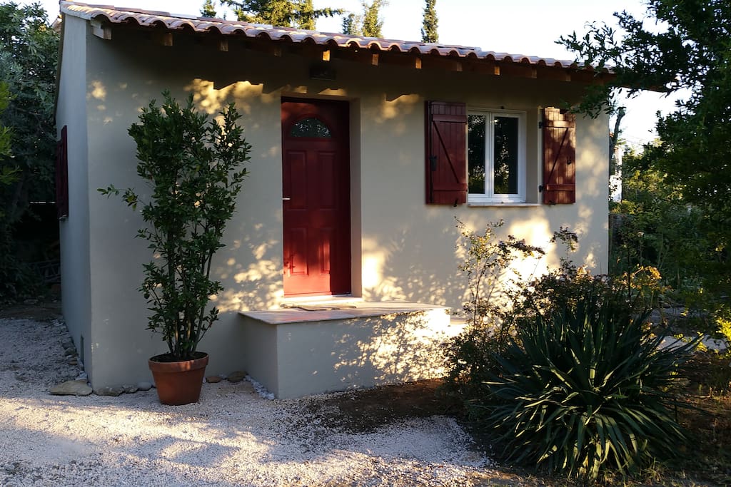 "chambre mimosa" annexe de la Villa Cottage... pour nos voyageurs airbnb....