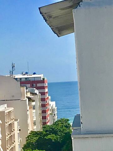 Bright, sunny, charming penthouse in Ipanema gallery image 2