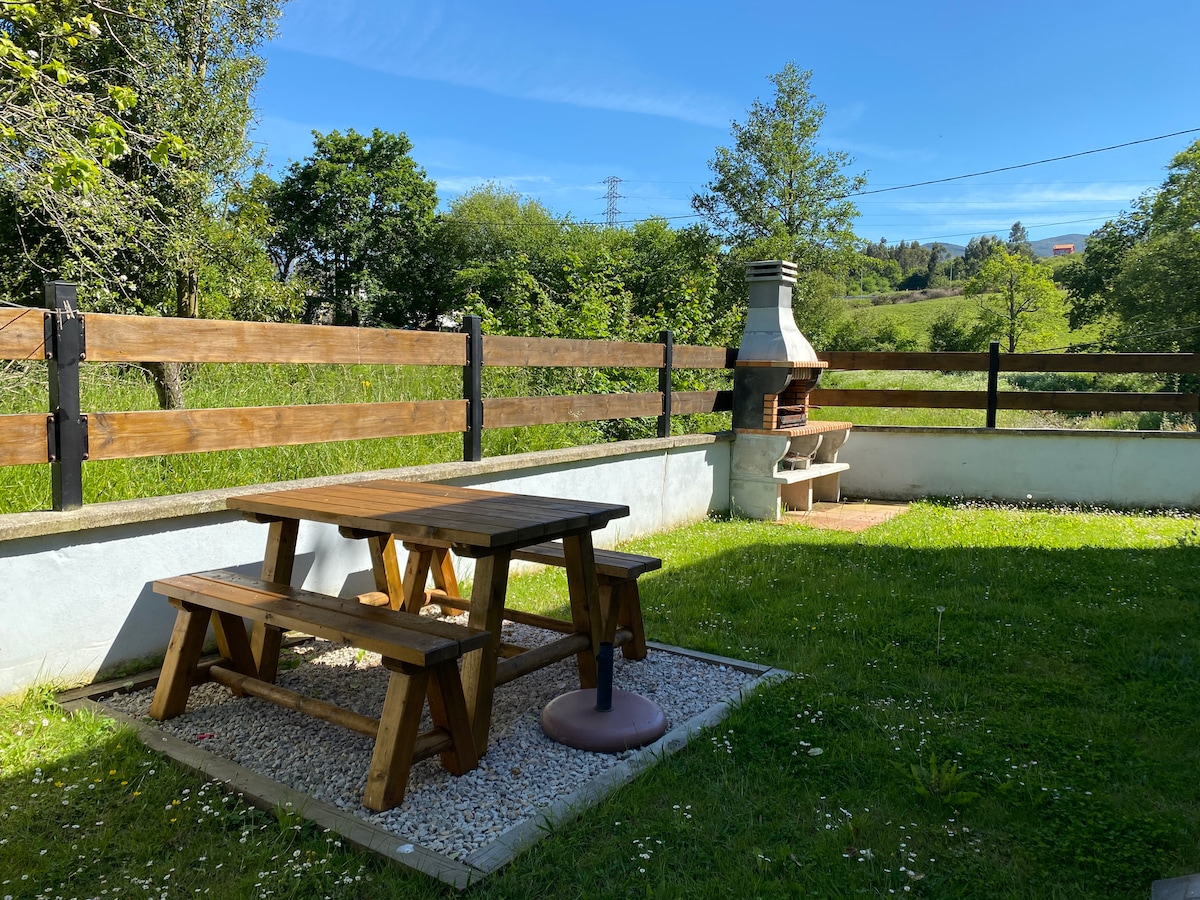 Top Airbnb: CASA NIEVES 1" TOURIST APARTMENT in Ribadedeva