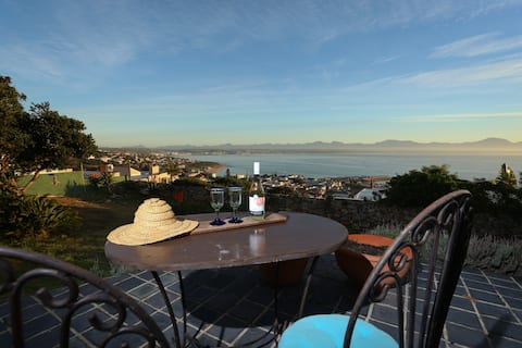 PICTURESQUE Sea View Apartment... 63 on Bruns