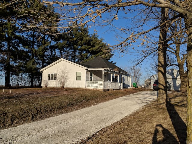 Airbnb Fort Madison Vacation Rentals Places To Stay Iowa