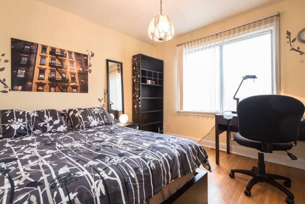 Very comfy bed and mattress, built-in lockable wardrobe, big window, hardwood floor