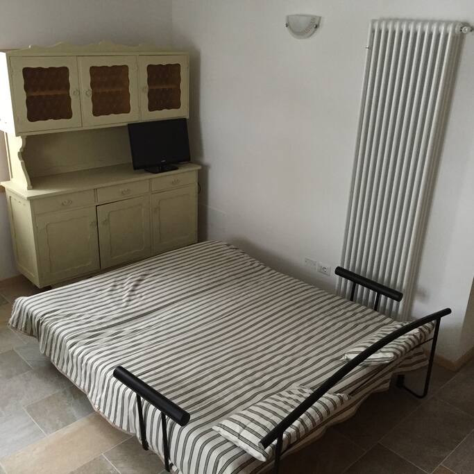 DIVANO LETTO IN SOGGIORNO