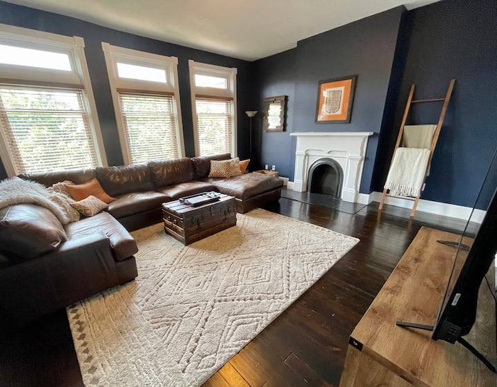 North Shore, Pittsburgh Vacation Rentals & Homes Pittsburgh, PA Airbnb