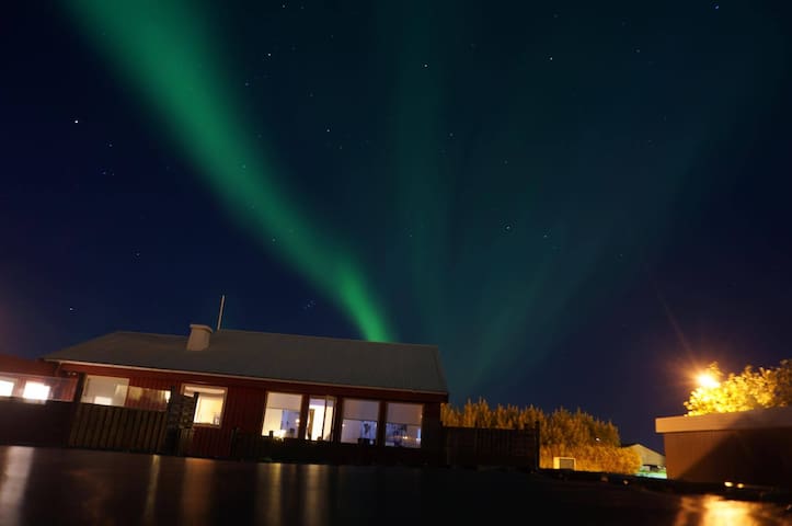 Guesthouse EIR only 3 km from the Keflavik airport