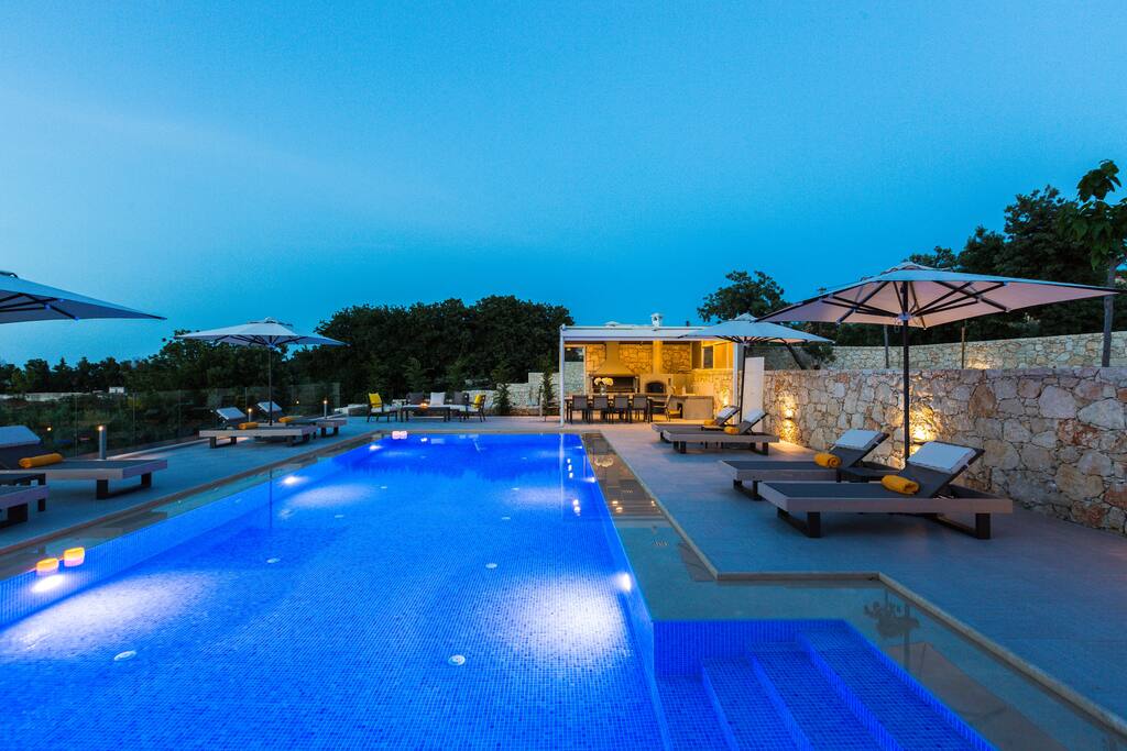 Brand new villa with high quality in all the details to ensure comfortable stay