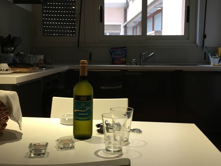 Our guests receive a welcome gift (wine or biscuits or fruits, etc.)