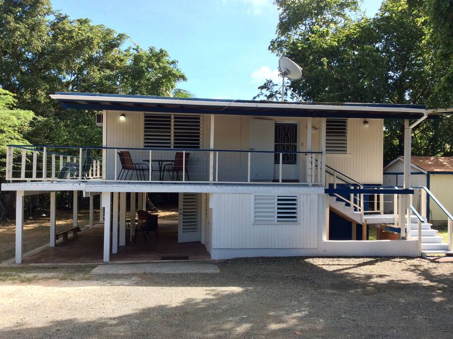 The house/ La casa