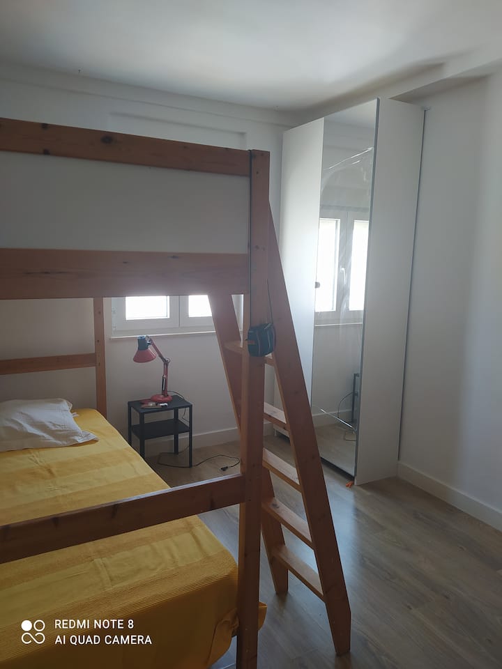 საძინებელი 2