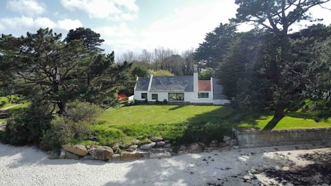 Exceptional location, right by the water!