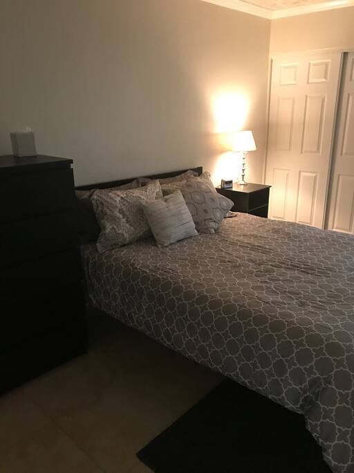32' 1080p High Definition Smart Tv in the bedroom as well.
