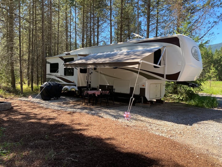 Park in the Pines at the Hideaway Campers/RVs for Rent in Coram
