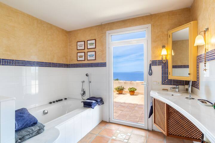 Amazing Sea View Villa Mallorca gallery image 5