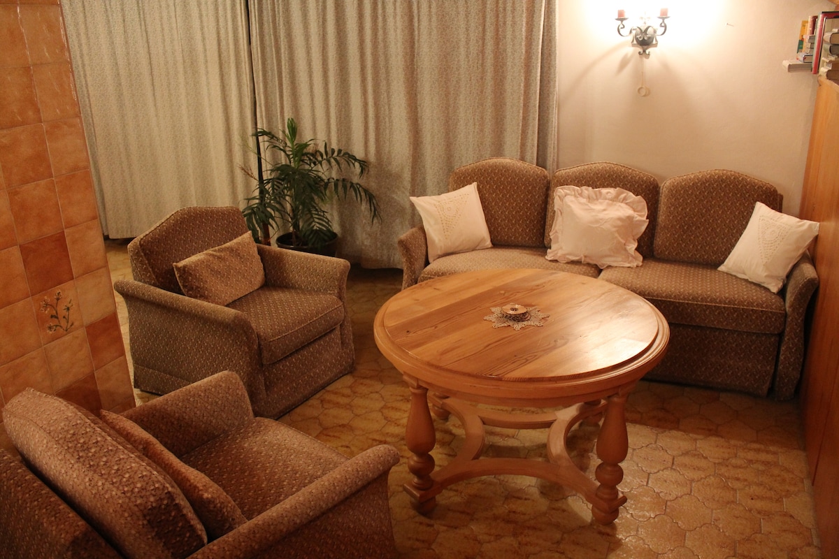 Top Airbnb: Cozy attic apartment in Grainau à Grainau