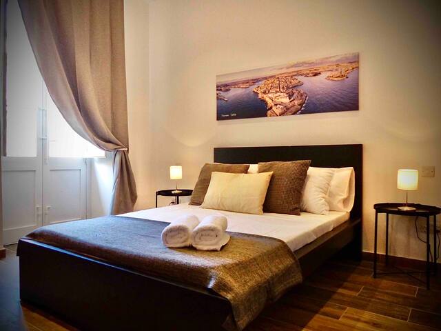 Luxury Studio Apartment