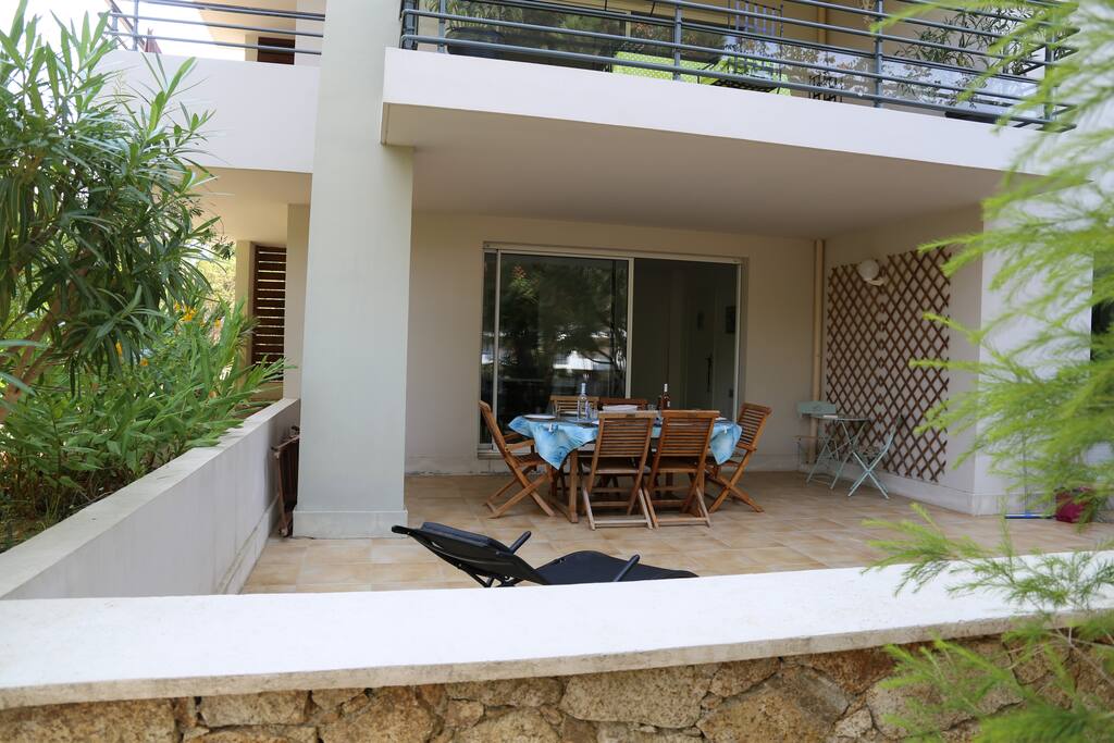 TERRASSE DE L'APPARTEMENT