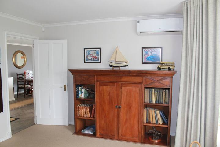 Lighthouse Lookout – Visit the Penguins gallery image 4