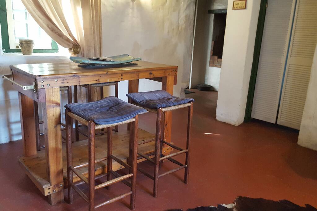 Dine and Wine Counter