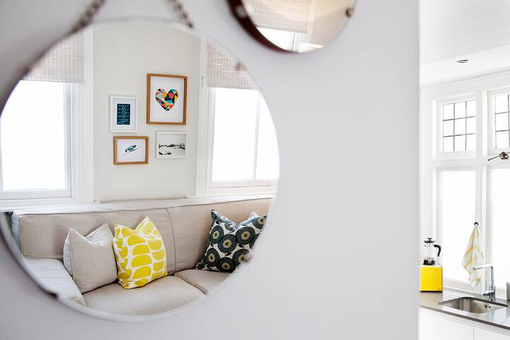 A Trendy Gem in “Woodstock” gallery image 5