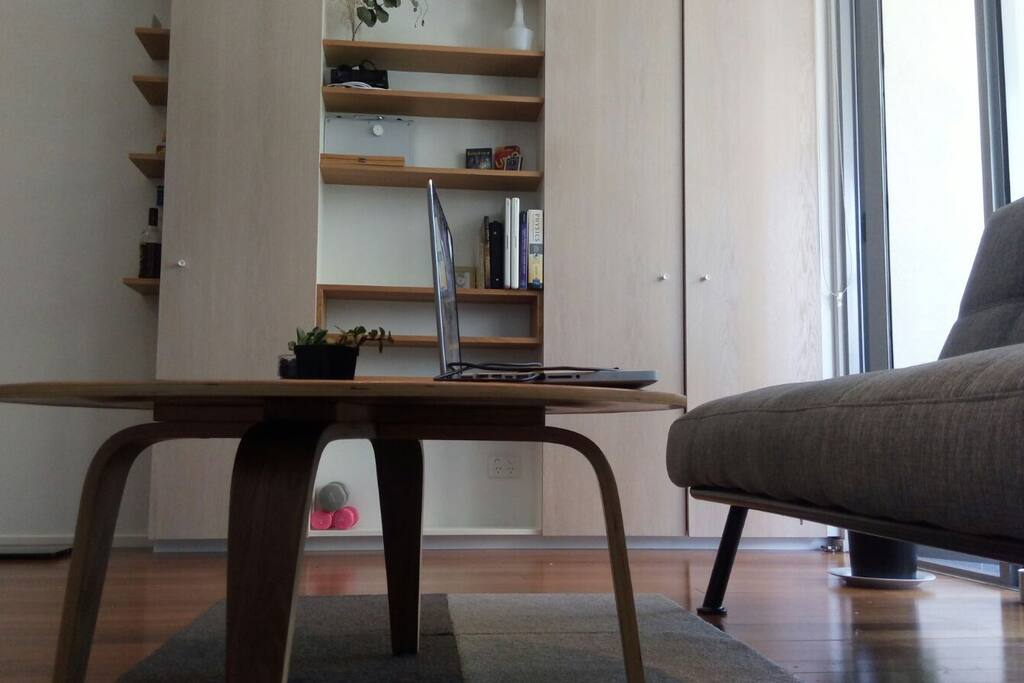 cupboard/shelving where you can keep some of your belongings