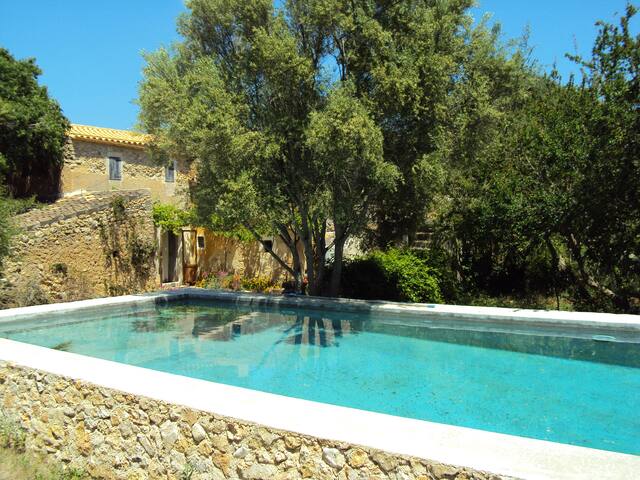 CA’N FORN: A HOUSE TO ENJOY