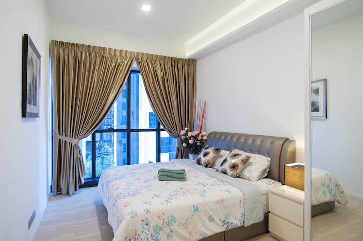 Tamaño tamaño king (dormitorio de ensueño dulce) con colchón bueno de 13pulgadas de grosor. Ropa de cama Akemi