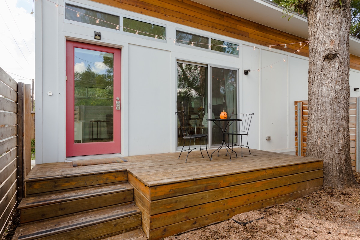 Contemporary East Austin Cottage