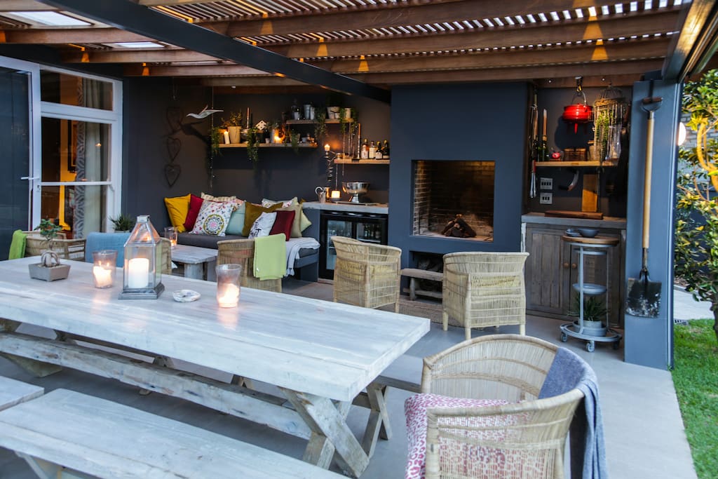 Beautiful fully covered entertainment and barbecue area with minibar fridge, wood pile and absolutely everything you need to enjoy cooking and sitting around the fire.