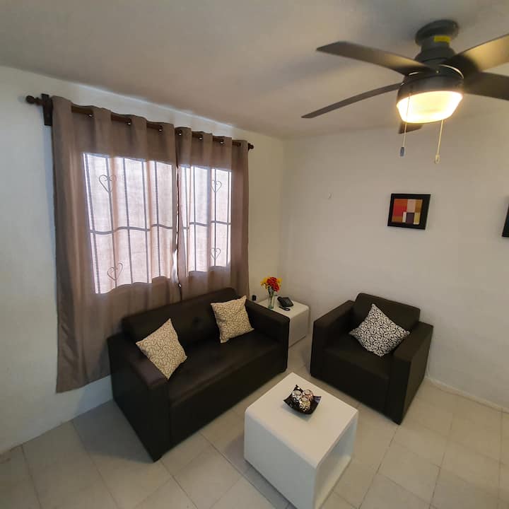 Casa Linda Confortable Con Fácil Acceso Y Traslado - Mérida, México