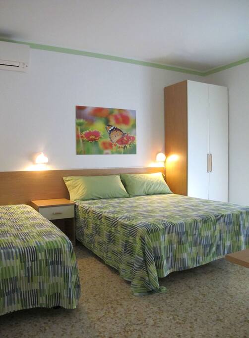 Bedroom/Camera