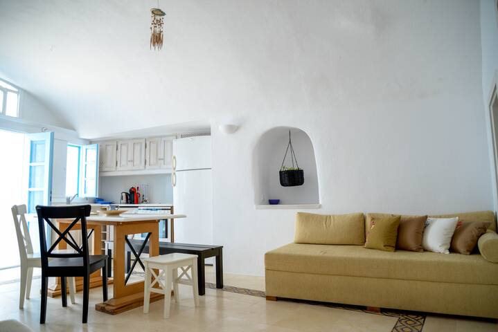Cave House (2-bedroom) in Oia with direct Sea View gallery image 3