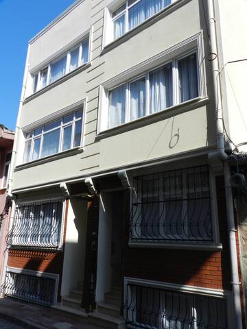 hagia sophia apartment 1 gallery image 3