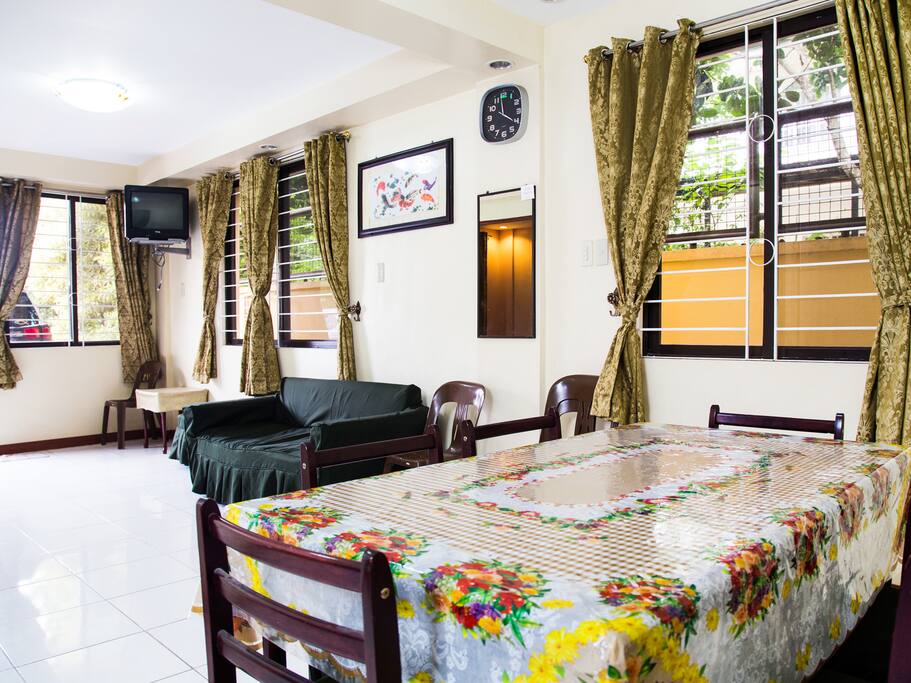 Sala Room with Couch