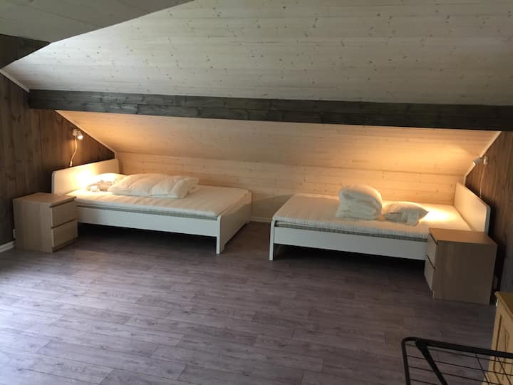 Krevati 2 dhe 3. Kati 2.