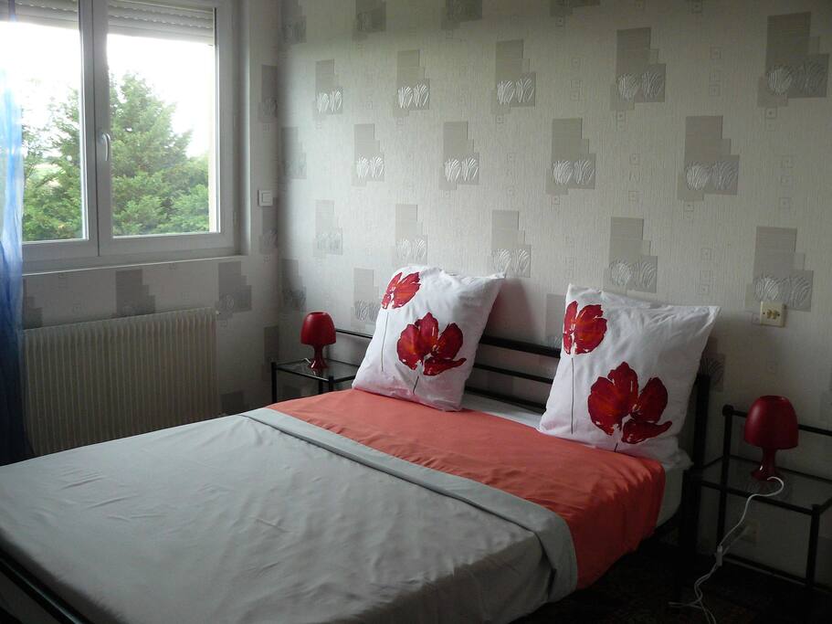Les chambres sont assez spacieuses