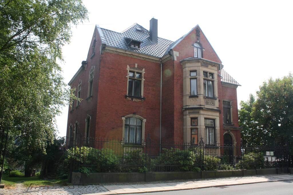 Villa