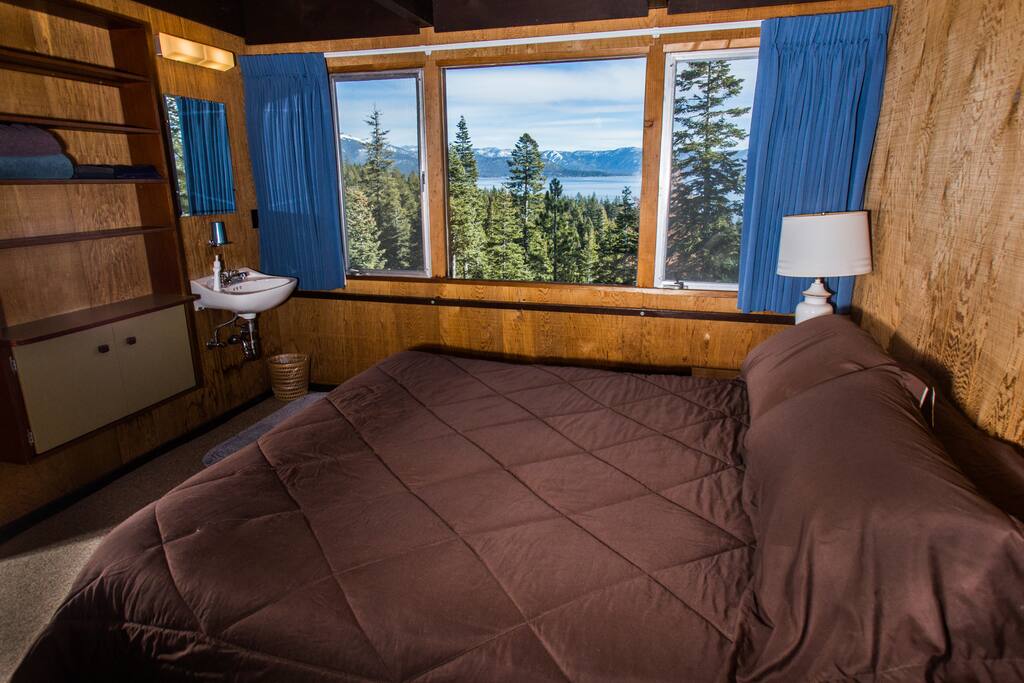 Private Room With Lake View! - 카넬리안 베이(Carnelian Bay)의 호스텔에서 살아보기, 캘리포니아, 미국